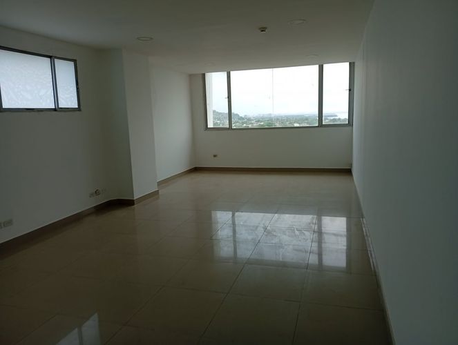 Edificio en arriendo en Alcibia, Cartagena, 3236 m² · foto 10 de 12