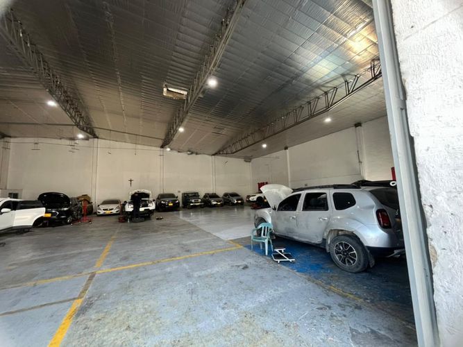Bodega en venta en El Bosque, Cartagena, 2540 m² · foto 8 de 9