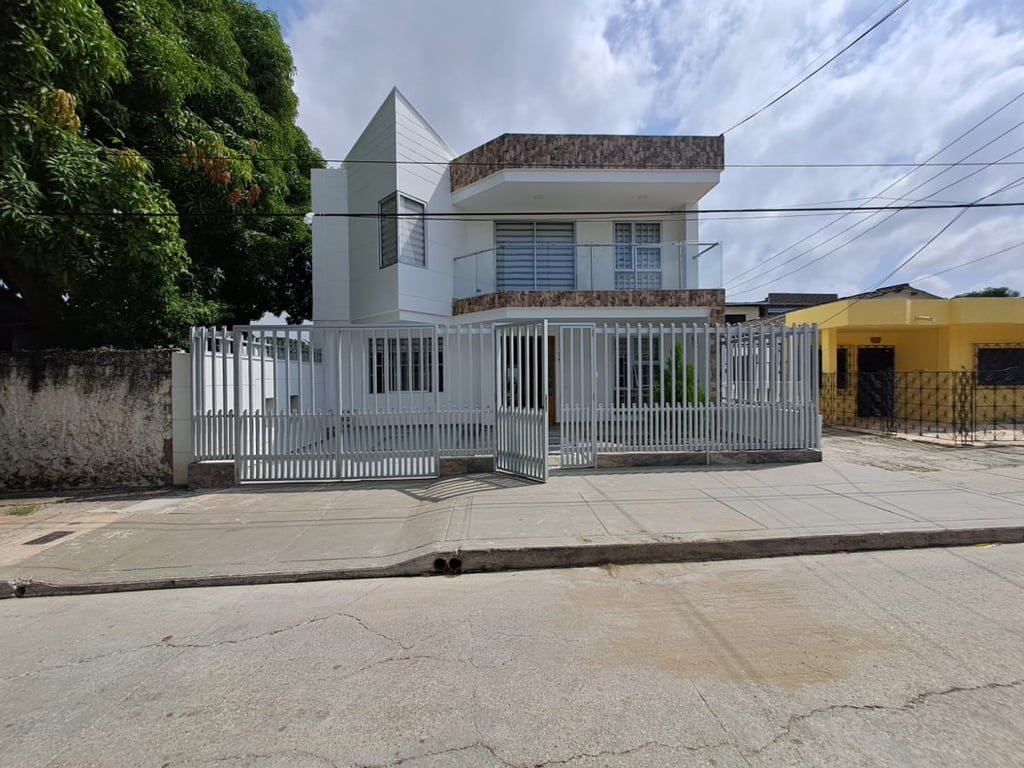 Casa en Venta en Daniel lemaitre, Cartagena