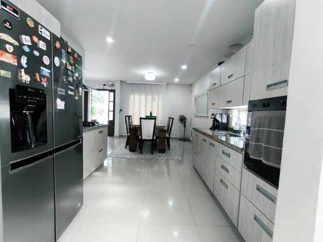 Casa de 7 alcobas en venta en Bello Horizonte, Santa Marta, 1663 m² · foto 9 de 12