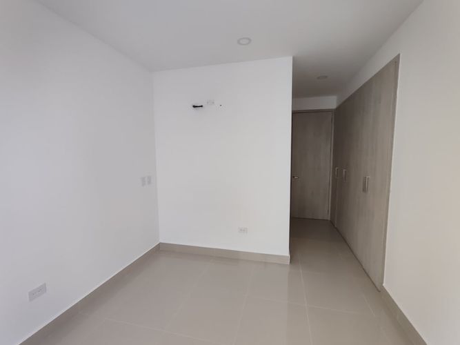 Apartamento de 3 alcobas en venta en El Prado, Soacha, 133 m² · foto 5 de 12