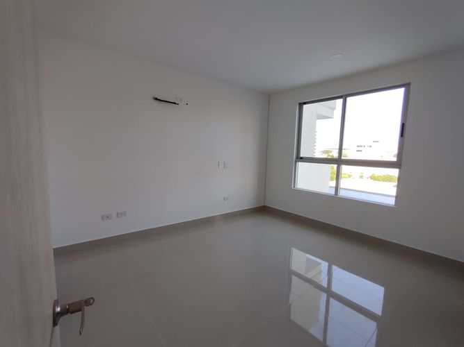 Apartamento de 3 alcobas en venta en El Prado, Soacha, 133 m² · foto 6 de 12