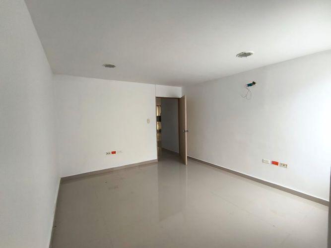 Local en arriendo en Bavaria, Santa Marta, 130 m² · foto 2 de 12