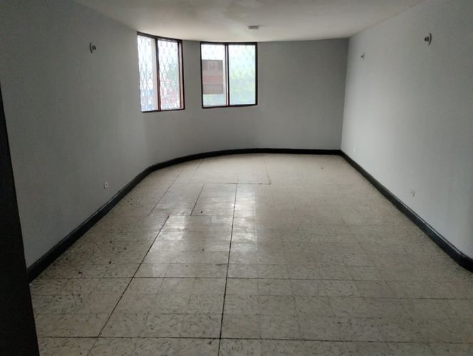 Local en arriendo en El Pueblito, Santa Marta, 165 m² · foto 2 de 9