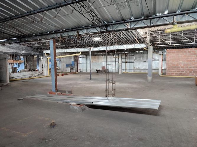 Bodega en arriendo en La Nueva Base, Cali, 450 m² · foto 4 de 9