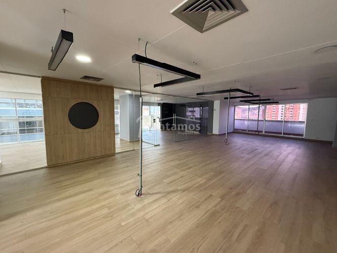 Oficina en arriendo en El Campestre, Medellín, 246 m² · foto 15 de 22