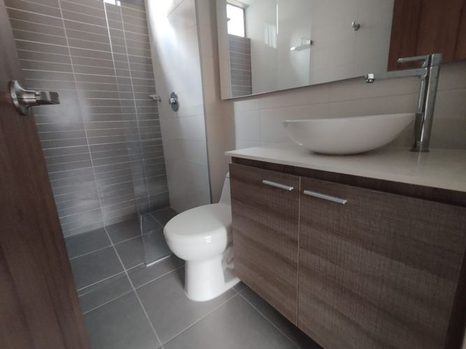 Apartamento de 3 alcobas en arriendo en Loma Del Escobero, Envigado, 101 m² · foto 13 de 17