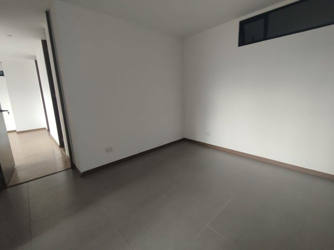 Apartamento de 3 alcobas en arriendo en Loma Del Escobero, Envigado, 135 m² · foto 10 de 19