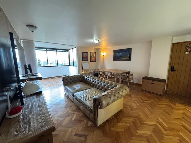 Apartamento de 2 alcobas en arriendo en El Poblado, Medellín, 101 m² · foto 3 de 20