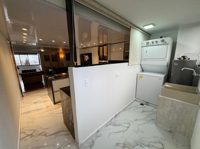 Apartamento de 2 alcobas en arriendo en El Poblado, Medellín, 101 m² · foto 6 de 20