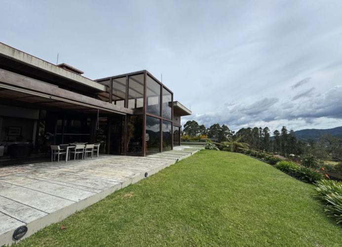 Casa de 3 alcobas en venta en Las Palmas, Envigado, 450 m² · foto 20 de 20