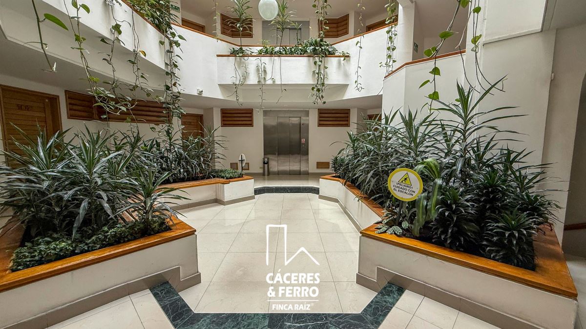 Apartamento en venta en Santa Barbara, Bogotá · foto 3 de 17