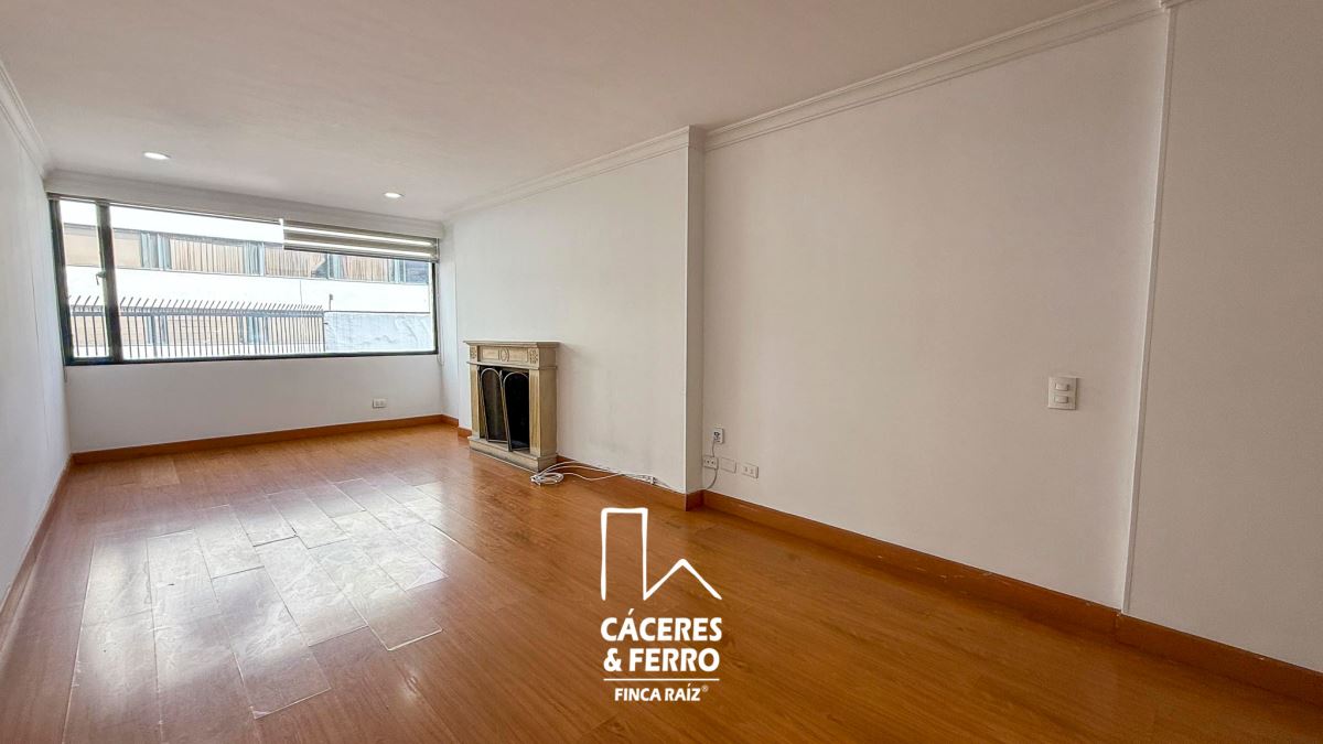 Apartamento en venta en Santa Barbara, Bogotá · foto 8 de 17