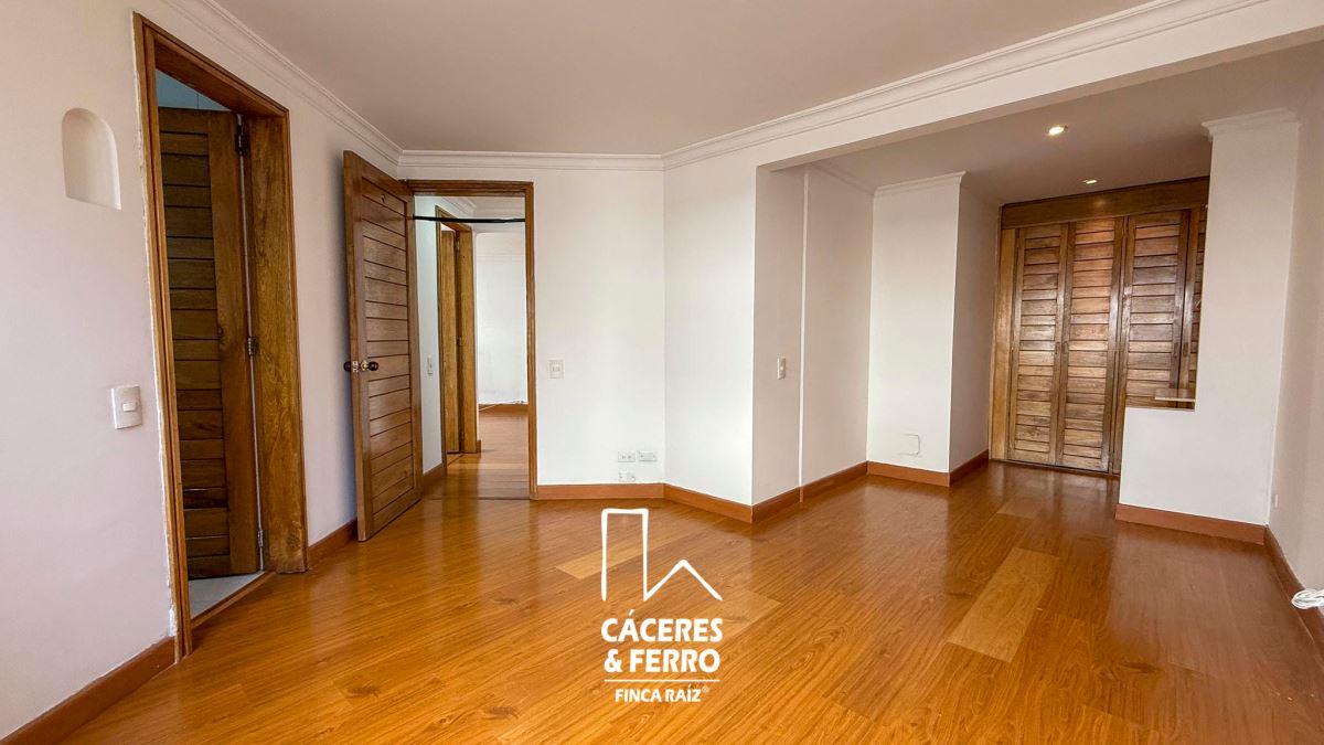 Apartamento en venta en Santa Barbara, Bogotá · foto 9 de 17