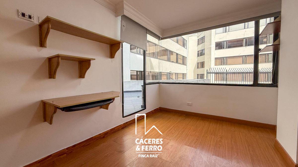 Apartamento en venta en Santa Barbara, Bogotá · foto 13 de 17