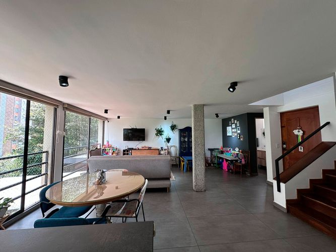 Casa de 4 alcobas en venta en El Poblado, Medellín, 163 m² · foto 2 de 17