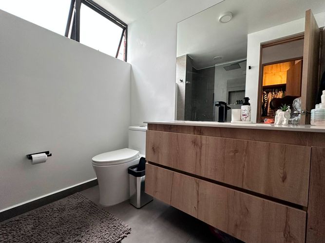 Casa de 4 alcobas en venta en El Poblado, Medellín, 163 m² · foto 16 de 17