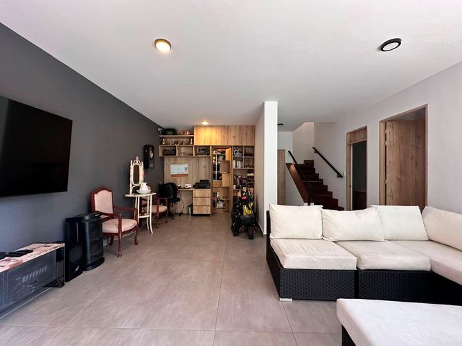 Casa de 4 alcobas en venta en El Poblado, Medellín, 163 m² · foto 4 de 17