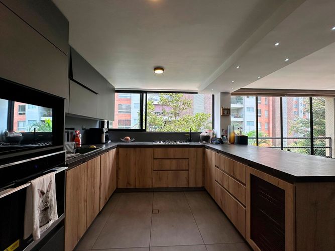Casa de 4 alcobas en venta en El Poblado, Medellín, 163 m² · foto 8 de 17