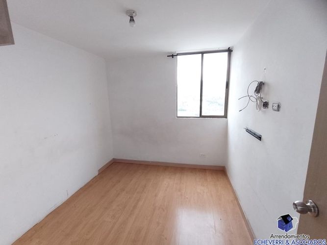 Apartamento de 3 alcobas en arriendo en Pan De Azucar, Sabaneta, 79 m² · foto 10 de 11