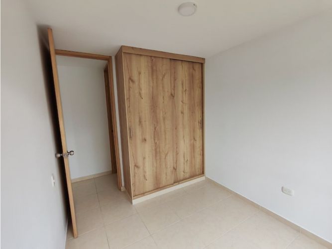Apartamento de 2 alcobas en venta en Boulevar Del Puente, Piedecuesta, 60 m² · foto 4 de 24