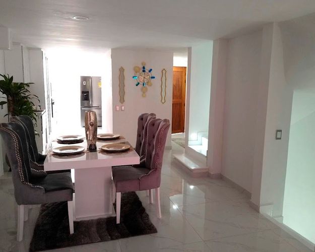 Casa de 3 alcobas en venta en El Poblado, Medellín, 230 m² · foto 12 de 13
