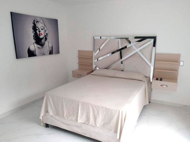 Casa de 3 alcobas en venta en El Poblado, Medellín, 230 m² · foto 10 de 13