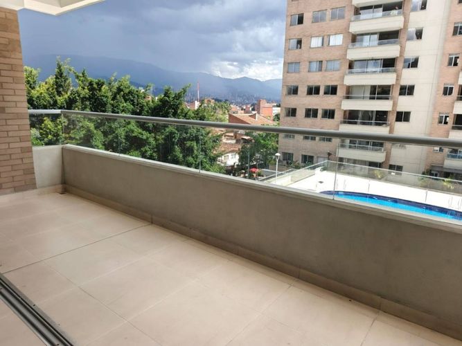 Apartamento de 3 alcobas en arriendo en Calasanz, Medellín, 100 m² · foto 12 de 20