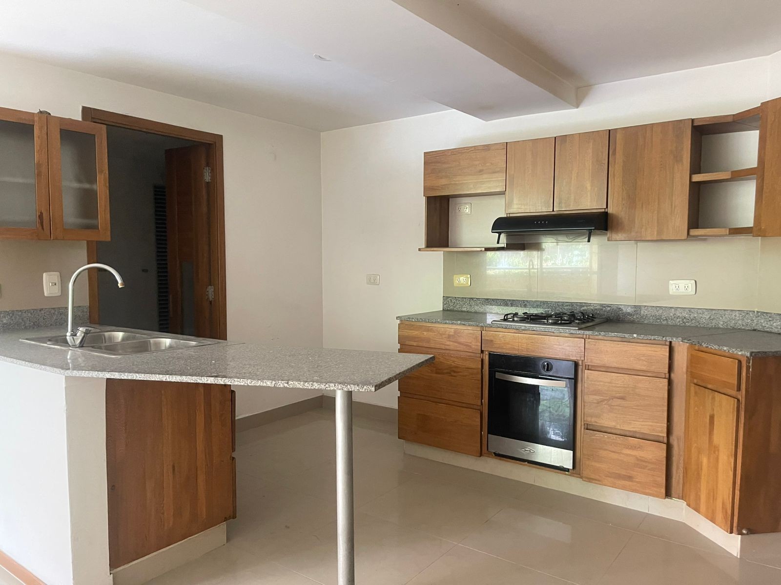 Apartamento en venta en Vegas De La Doctora, Sabaneta · foto 3 de 19