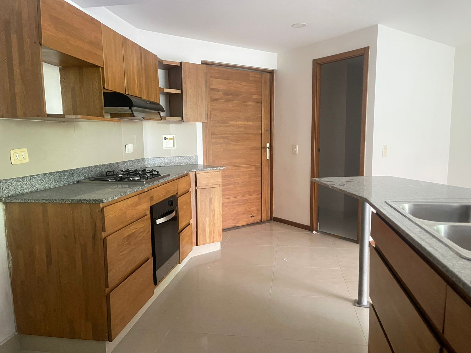 Apartamento en venta en Vegas De La Doctora, Sabaneta · foto 4 de 19