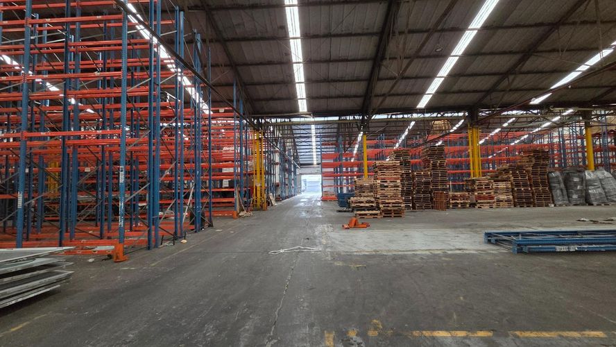 Bodega en arriendo en Salomia, Cali, 4200 m² · foto 23 de 24