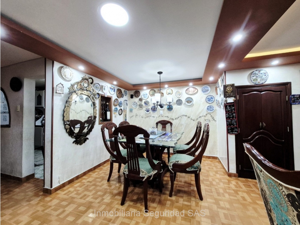 Casa en venta en Carvajal, Bogotá · foto 2 de 17