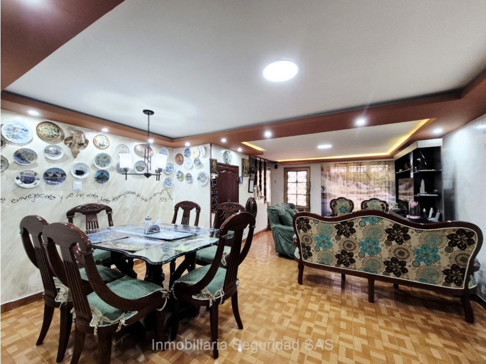 Casa en venta en Carvajal, Bogotá · foto 6 de 17