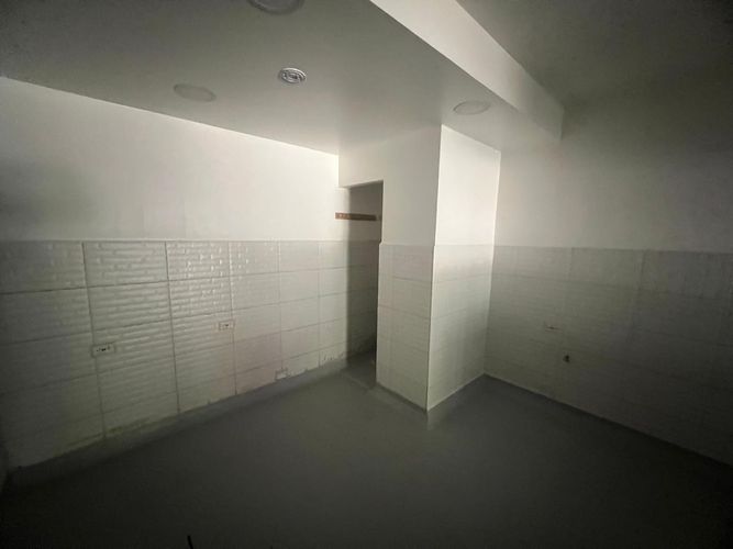 Local en arriendo en El Poblado, Medellín, 524 m² · foto 3 de 8