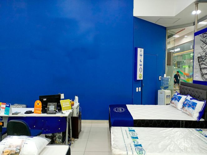 Local en venta en El Poblado, Medellín, 104 m² · foto 4 de 9