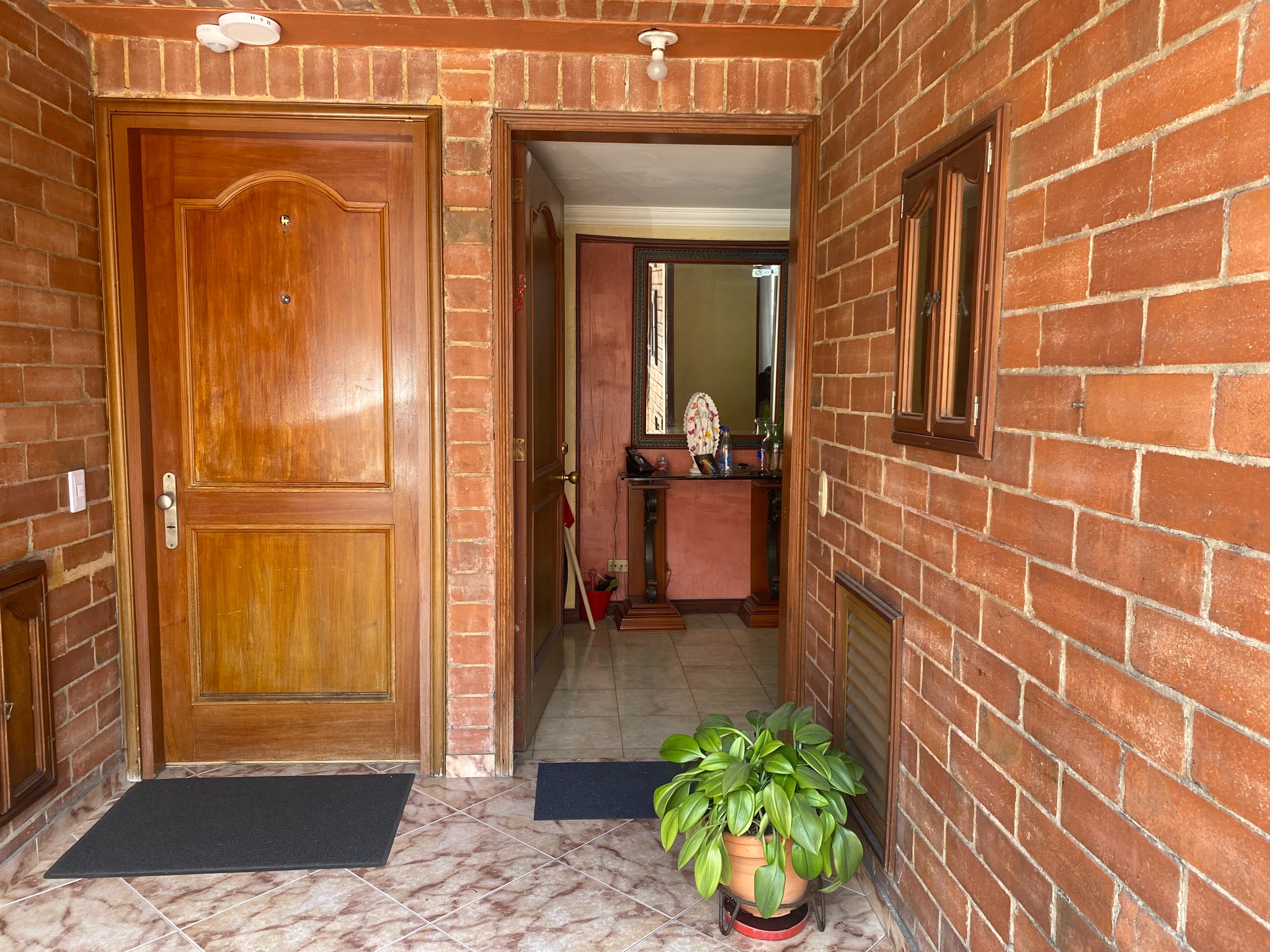 Casa en venta en Barrios Unidos, Bogotá · foto 3 de 11