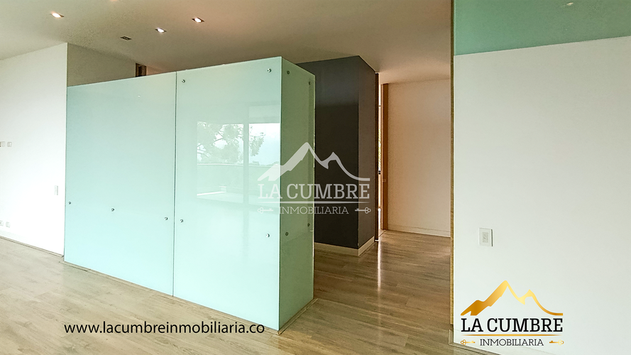Apartamento de 3 alcobas en arriendo en Los Balsos, Medellín, 190 m² · foto 10 de 20