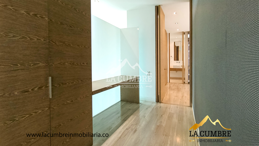 Apartamento de 3 alcobas en arriendo en Los Balsos, Medellín, 190 m² · foto 11 de 20