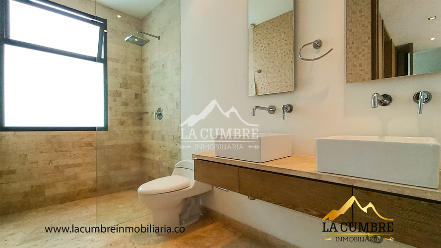 Apartamento de 3 alcobas en arriendo en Los Balsos, Medellín, 190 m² · foto 15 de 20