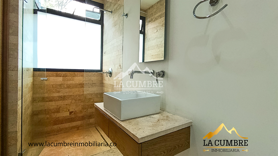 Apartamento de 3 alcobas en arriendo en Los Balsos, Medellín, 190 m² · foto 18 de 20