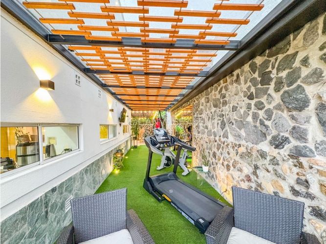 Casa de 3 alcobas en venta en Tierra Prometida, Envigado, 300 m² · foto 8 de 21