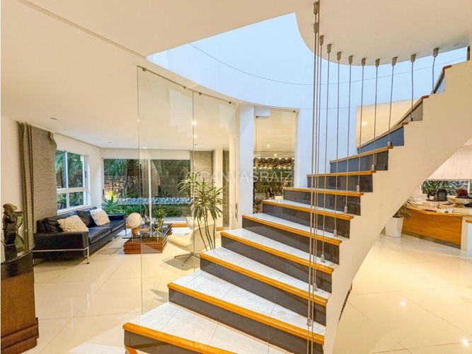 Casa de 3 alcobas en venta en Tierra Prometida, Envigado, 300 m² · foto 13 de 21