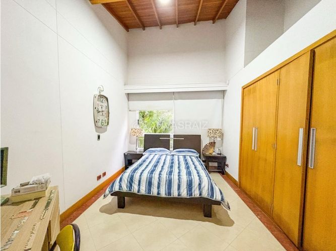 Casa de 3 alcobas en venta en Tierra Prometida, Envigado, 300 m² · foto 20 de 21