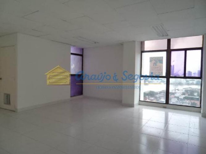 Oficina en arriendo en El Centro, Cartagena, 47 m² · foto 3 de 8