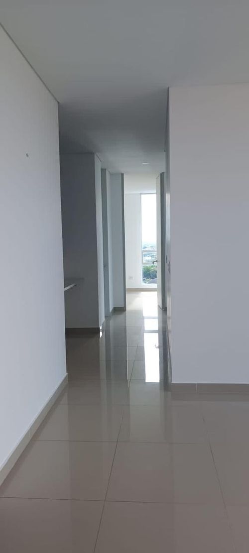 Apartamento de 3 alcobas en venta en Girardot, Girardot, 80 m² · foto 4 de 16