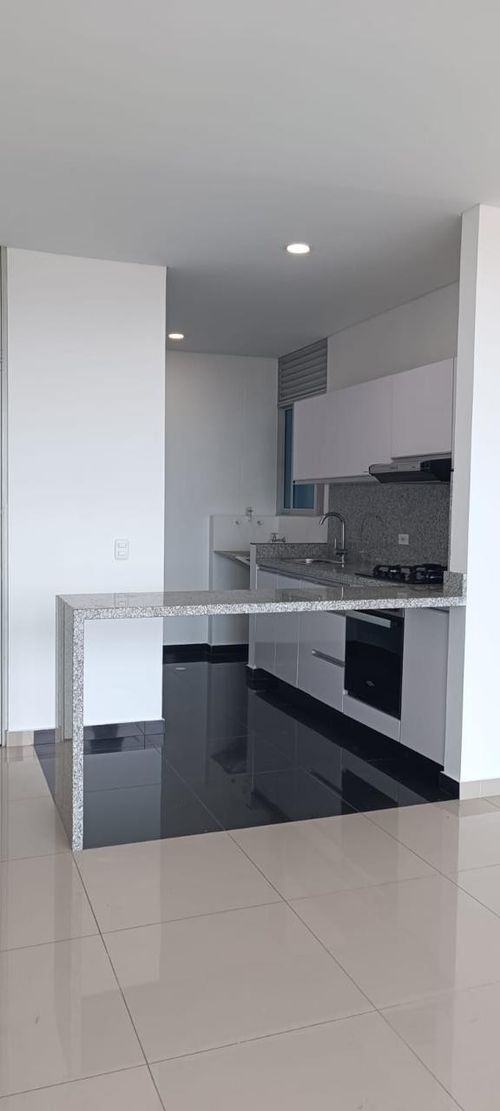 Apartamento de 3 alcobas en venta en Girardot, Girardot, 80 m² · foto 6 de 16