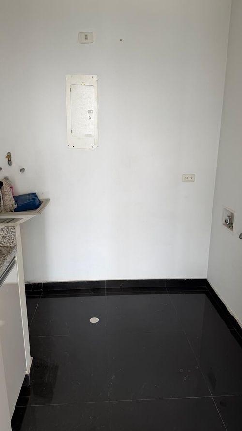 Apartamento de 3 alcobas en venta en Girardot, Girardot, 80 m² · foto 8 de 16