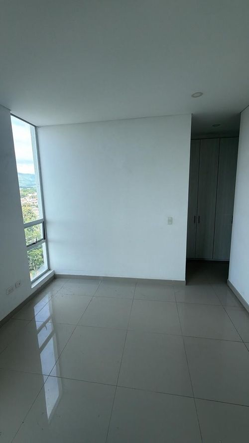 Apartamento de 3 alcobas en venta en Girardot, Girardot, 80 m² · foto 14 de 16