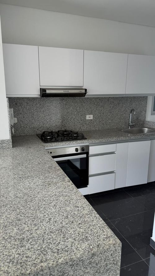 Apartamento de 3 alcobas en venta en Girardot, Girardot, 80 m² · foto 7 de 16