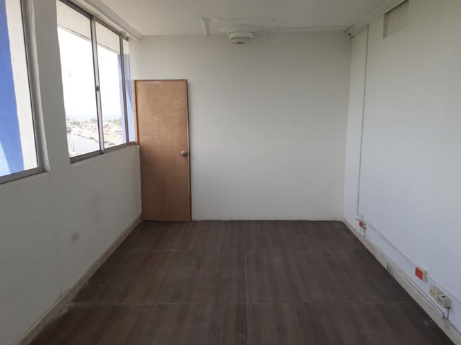 Oficina en arriendo en El Centro, Cartagena, 25 m² · foto 6 de 12
